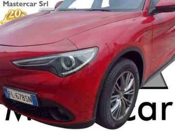 Alfa-Romeo Stelvio - 1