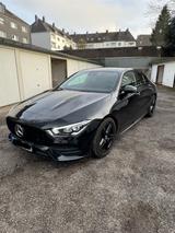Mercedes-Benz CLA 250 DCT - - Mercedes-Benz CLA 250: Coupe