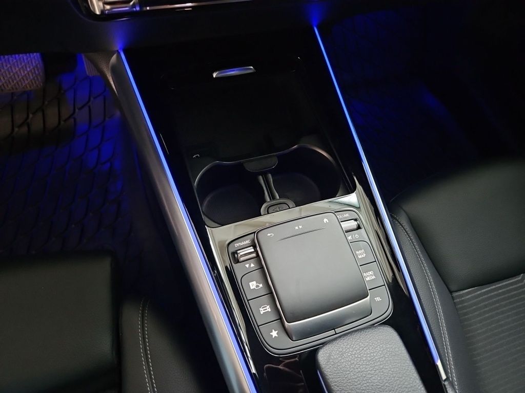 Fahrzeugabbildung Mercedes-Benz B 200 Progressive AHK Multibeam Sound SHZ Ambie.