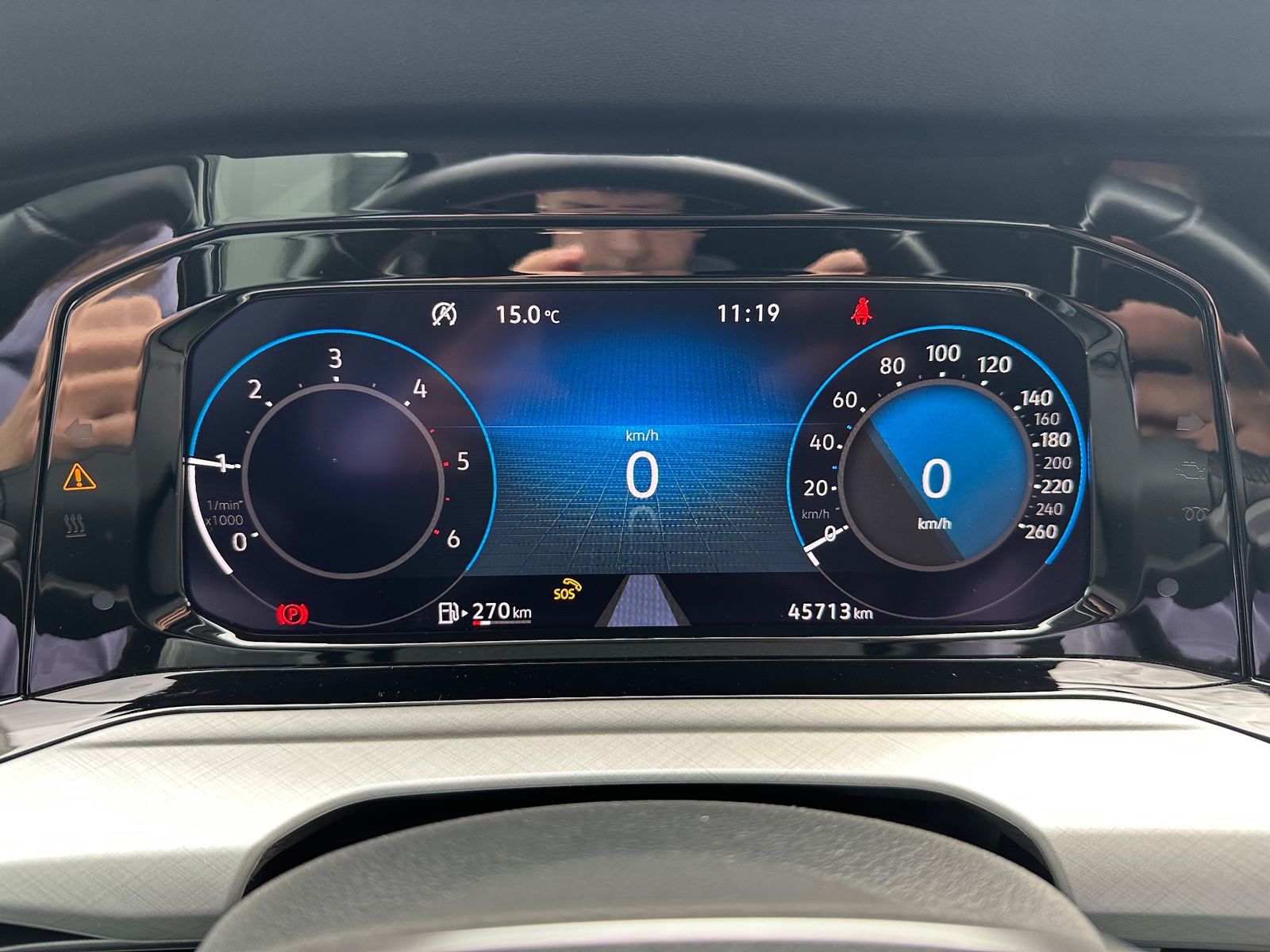 Fahrzeugabbildung Volkswagen Golf Variant 2.0 TDI Life NAV+LED+ACC+PP+SHZ
