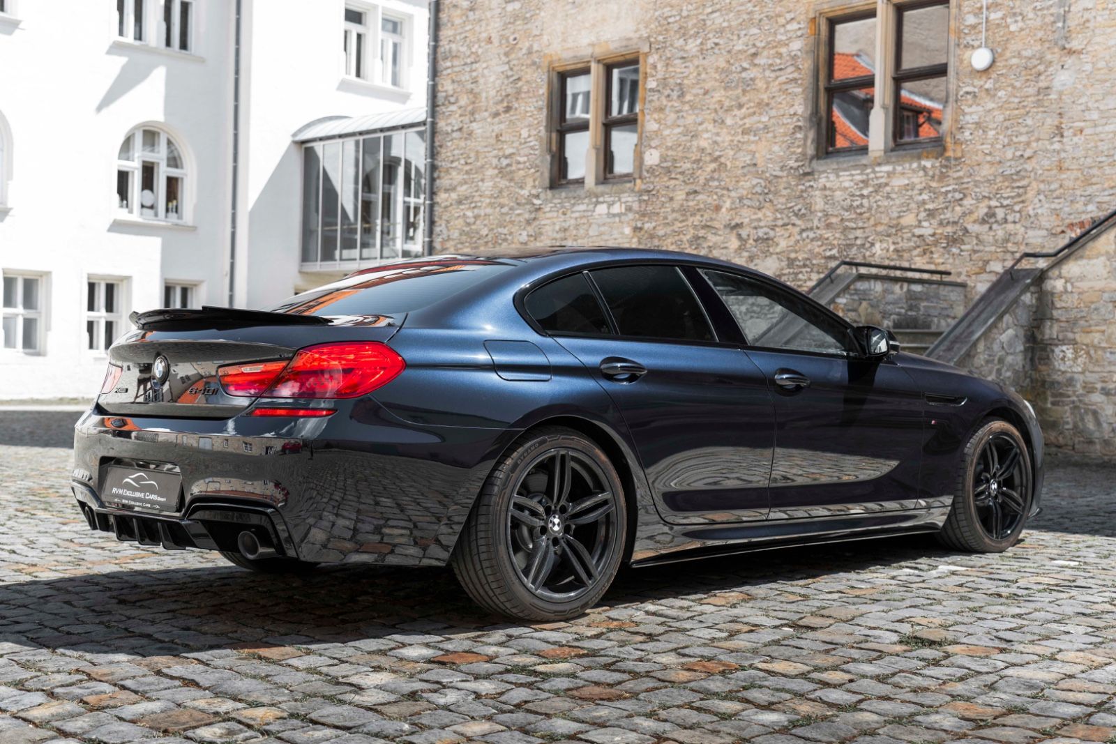 Fahrzeugabbildung BMW 640i xDrive GC M-SPORTPAKET HUD LED H&K