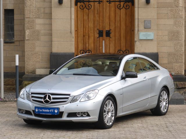 Mercedes-Benz E 250 CGI BlueEfficiency*PANO*LEDER*NAVI*TEMPO
