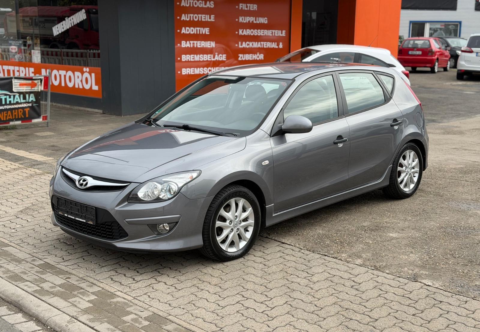Hyundai i30 1.4 Edition Plus*TÜV NEU*