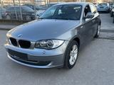 BMW 118 Baureihe 1 Lim. 118i *AUTOMATIK*117tkm*KLIMA - BMW 118 in Solingen