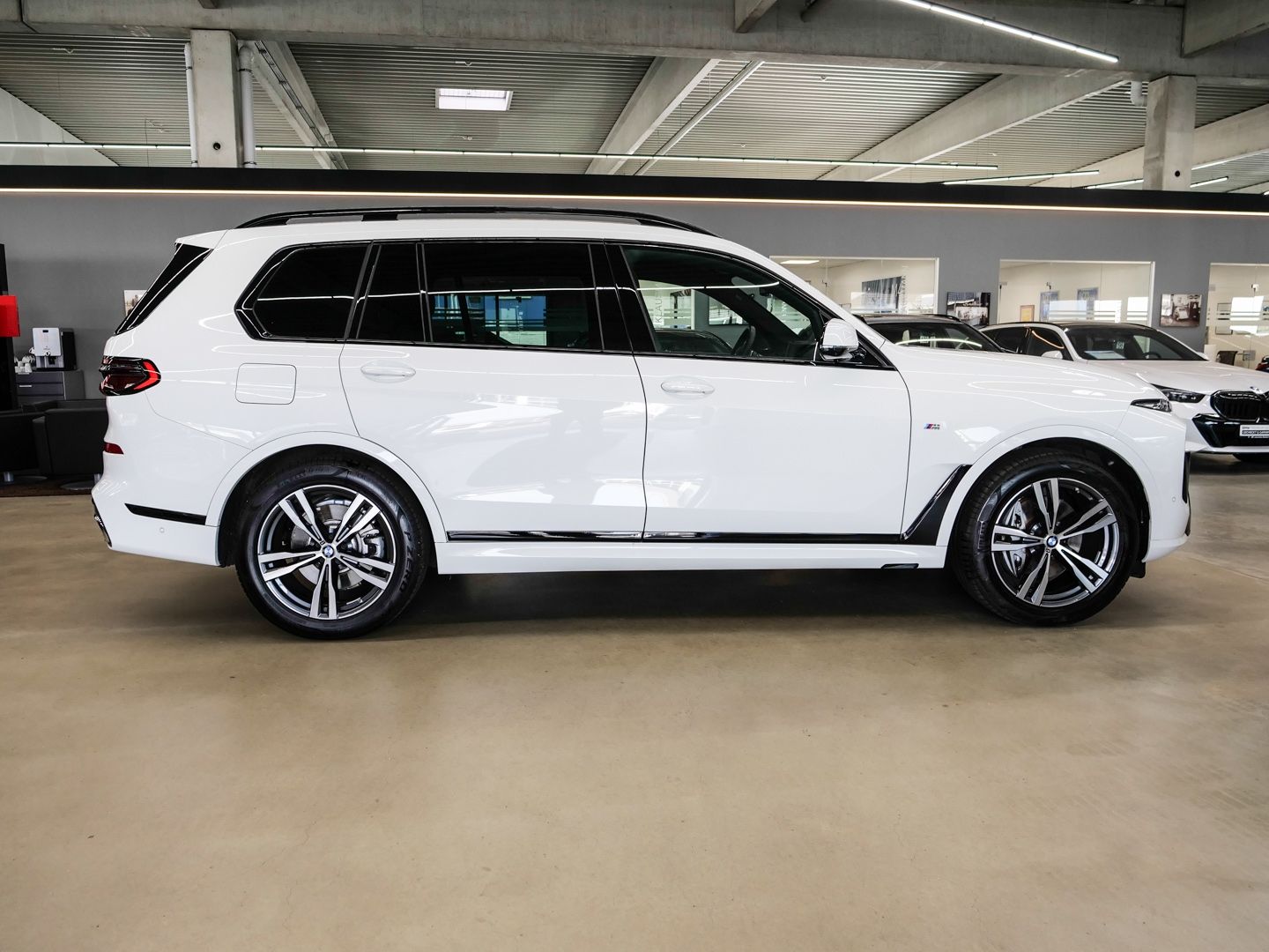 BMW X7 xDrive40i LEDER M SPORT 21''LC PROF HuD STAND foto 4