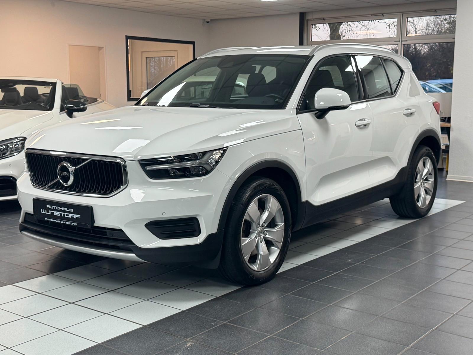 Volvo XC 40 Momentum AWD CAM/LEDER/NAVI/SHZ/HuK