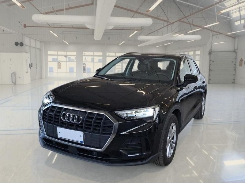 Image of Audi Q3