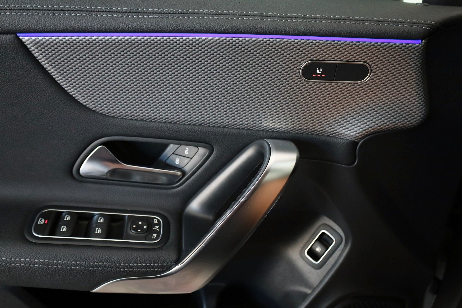 Fahrzeugabbildung Mercedes-Benz CLA 250e Coupe,Progressive,Leder,Navi,SH,Kamera