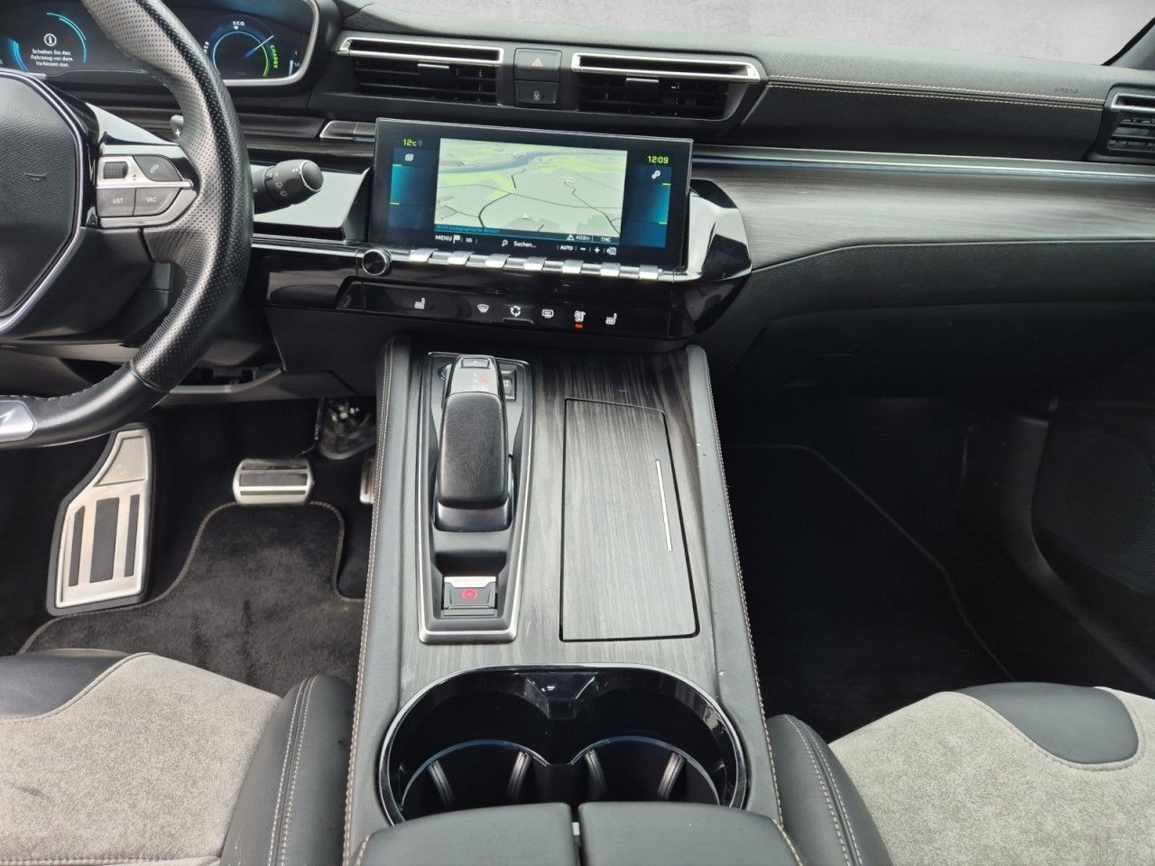 Fahrzeugabbildung Peugeot 508 SW Hybrid 225 GT ACC Totwinkelassistent Navi