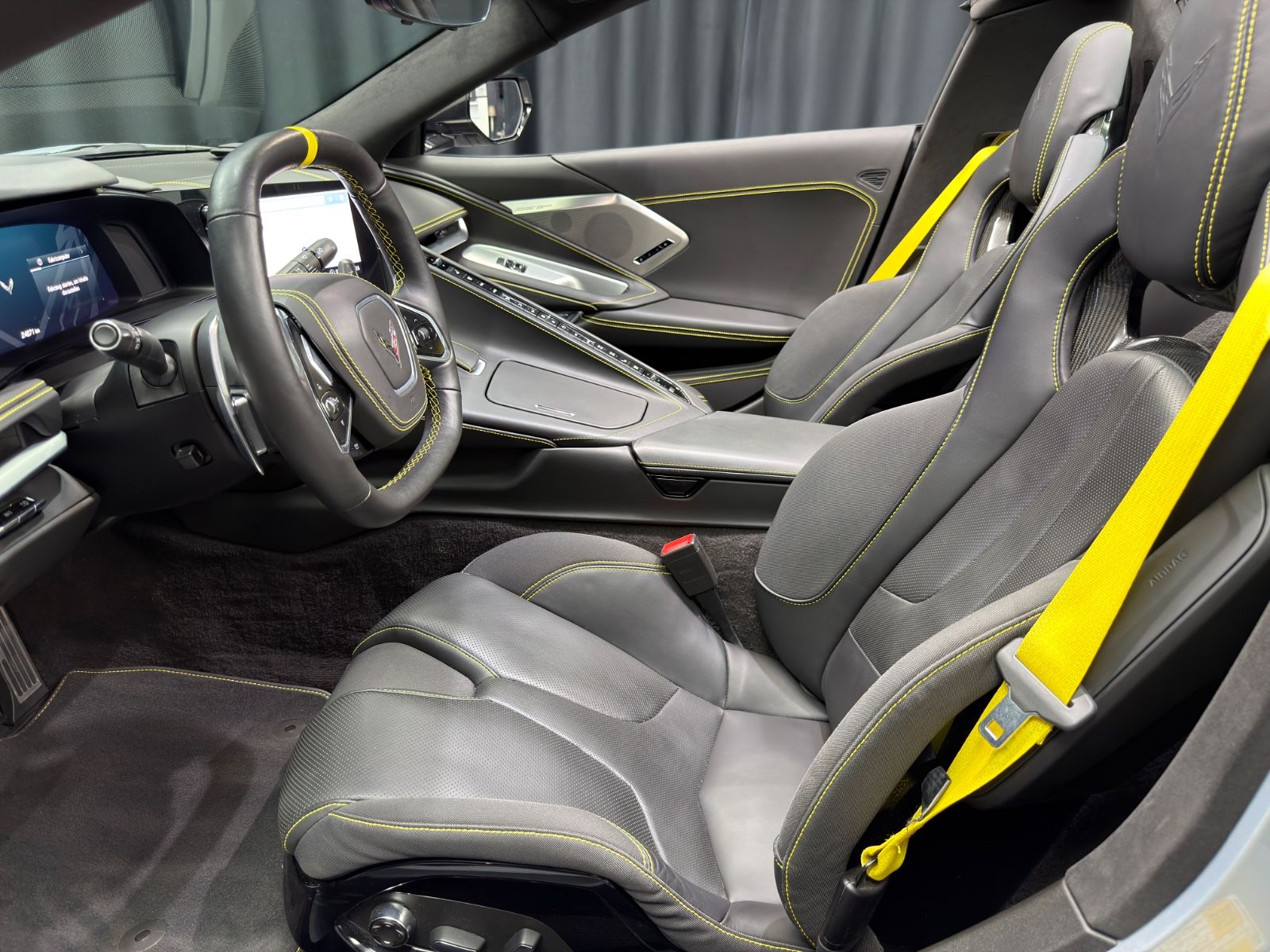 Fahrzeugabbildung Corvette C8 6.2 V8 Stingray 3LT Cabrio|CARBON|LIFT|VOLL