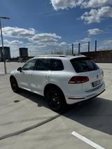 Volkswagen Touareg 3.0 V6 TDI  R-Line  Executive Edition - Volkswagen Touareg: Executive