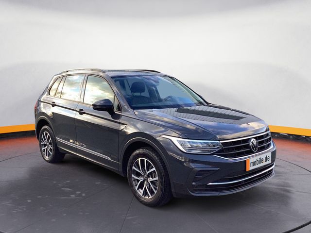 Volkswagen Tiguan eHybrid Life LED ACC AID NAVI PDC SHZ