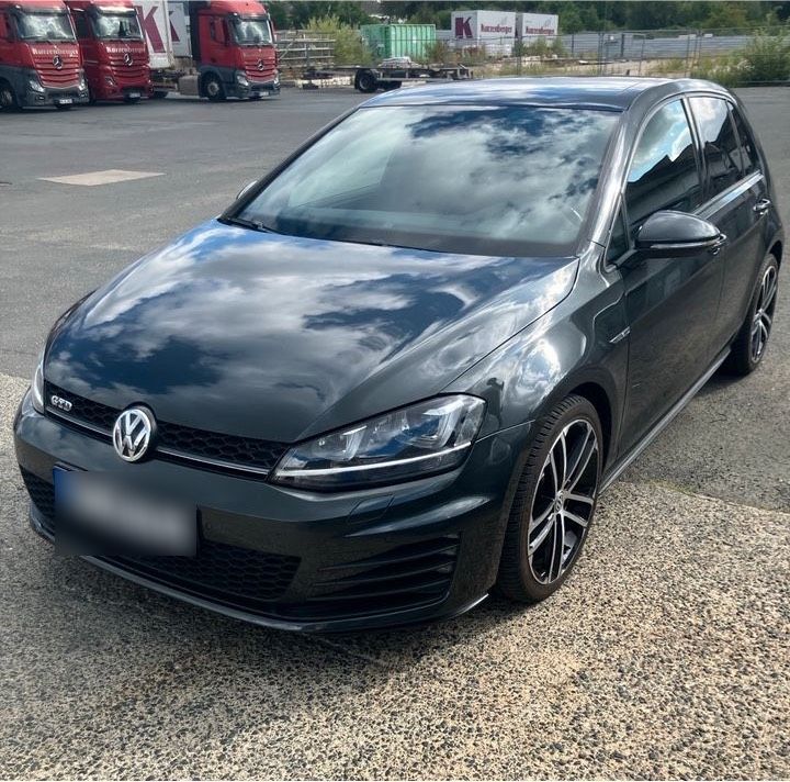 Image of Volkswagen Golf