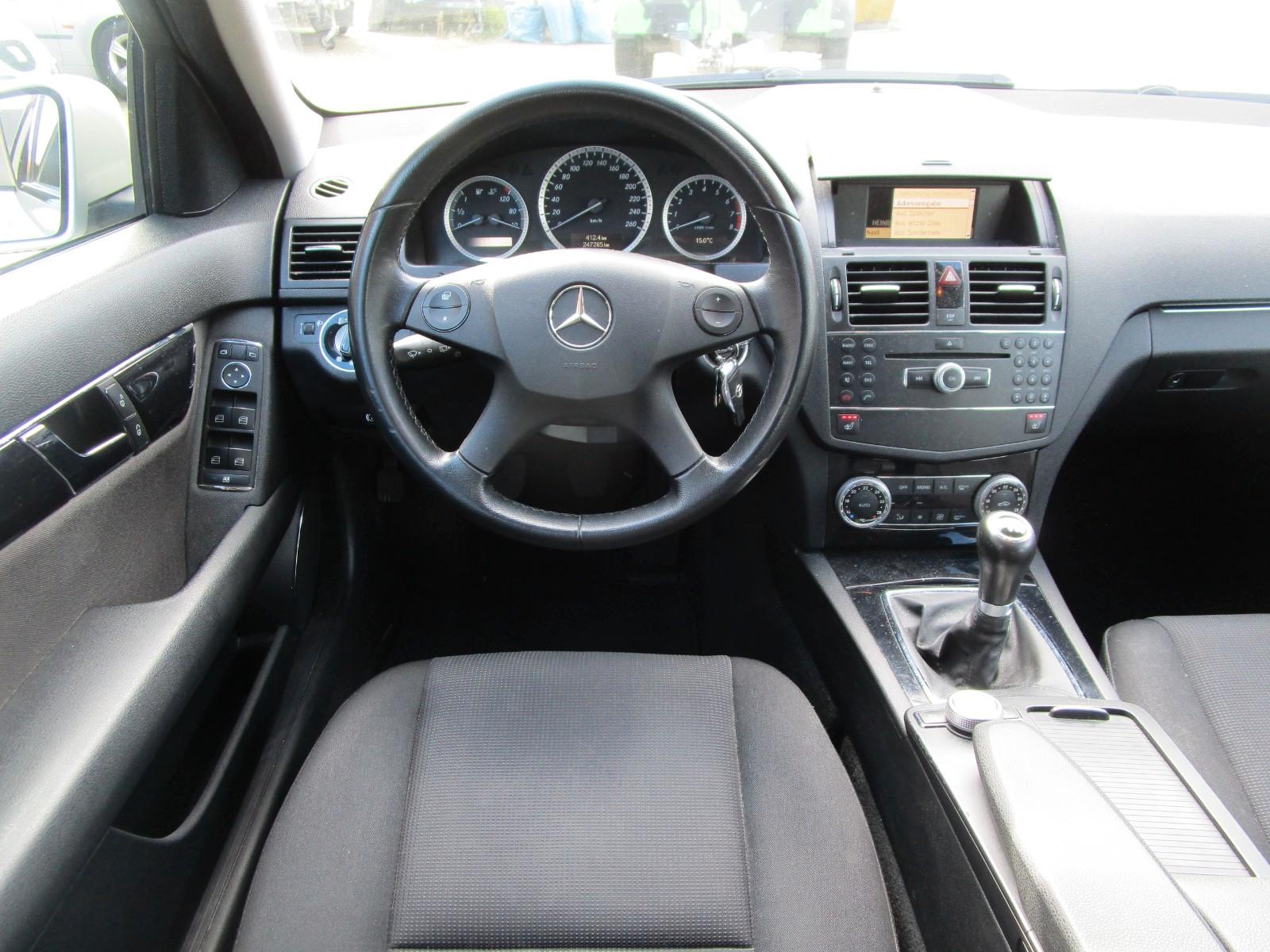 Mercedes-Benz C200 2008 — photo 8