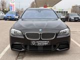 BMW M550xd Touring Aut. ACC+ PANO B&O HUD RFK 4-SHZ - mit Diesel-Antrieb: Luftfederung, Kombi