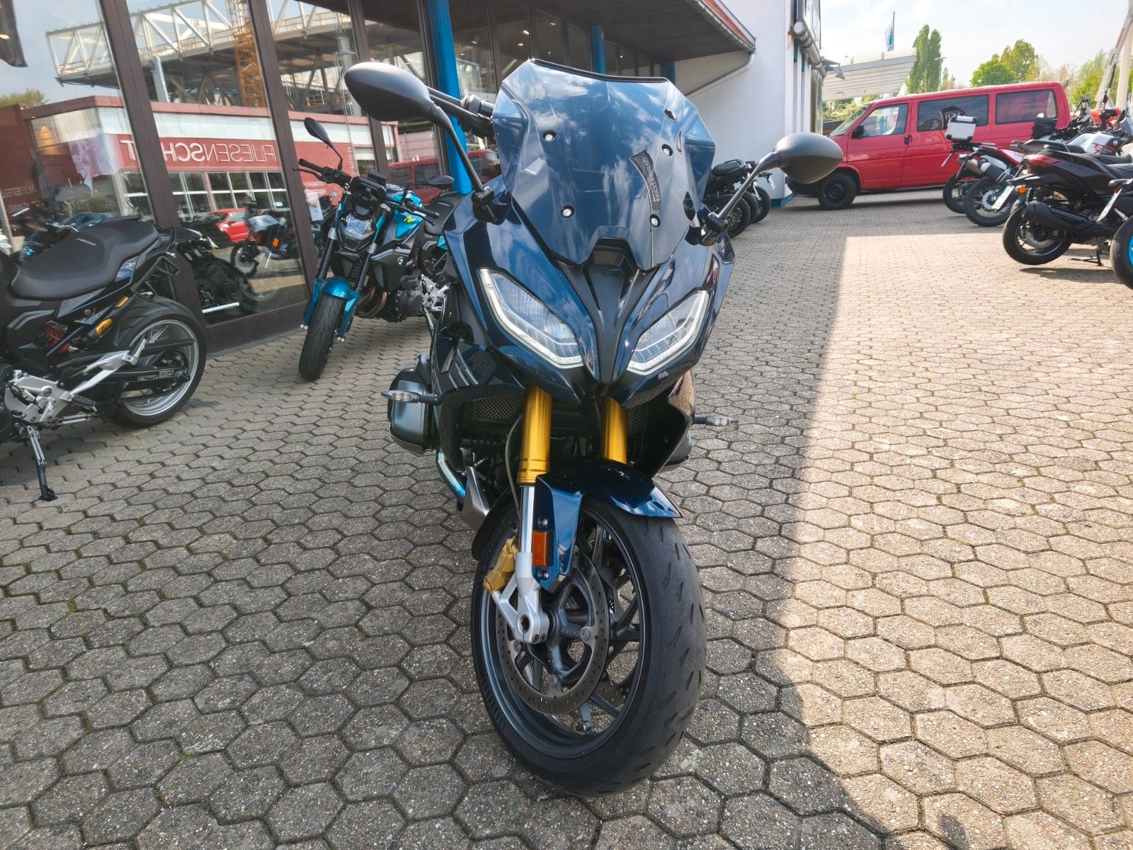 Fahrzeugabbildung BMW R 1250 RS umfangreiches Zubehör!!