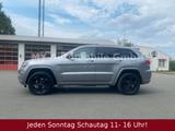 Jeep Grand Cherokee 3.0 CRD Overland |VOLLAUSTATTUNG| - silberne Jeep Grand Cherokee