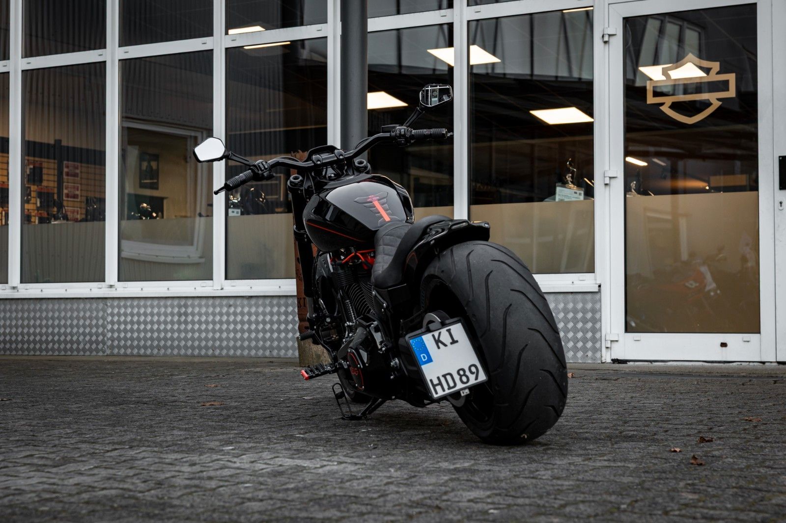 Fahrzeugabbildung Harley-Davidson FXDR 114 CUI - Jekill  - Thunderbike Umbau