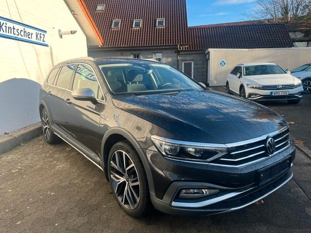 Volkswagen Passat Alltrack 4 M Matrix 19" ACC AHK STHZ SHZ