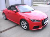 Audi TT Roadster 2.0 TDI in Tangorot metallic  - : Cabrio, Metallic