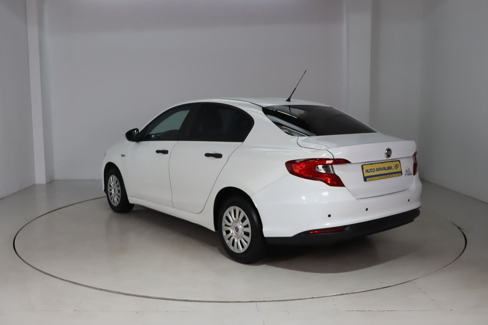 Fahrzeugabbildung Fiat Tipo 1.4 * PDC * HU/AU neu