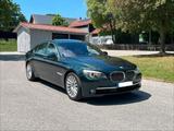 BMW 740d xDrive F01 - BMW 7 Series: F01