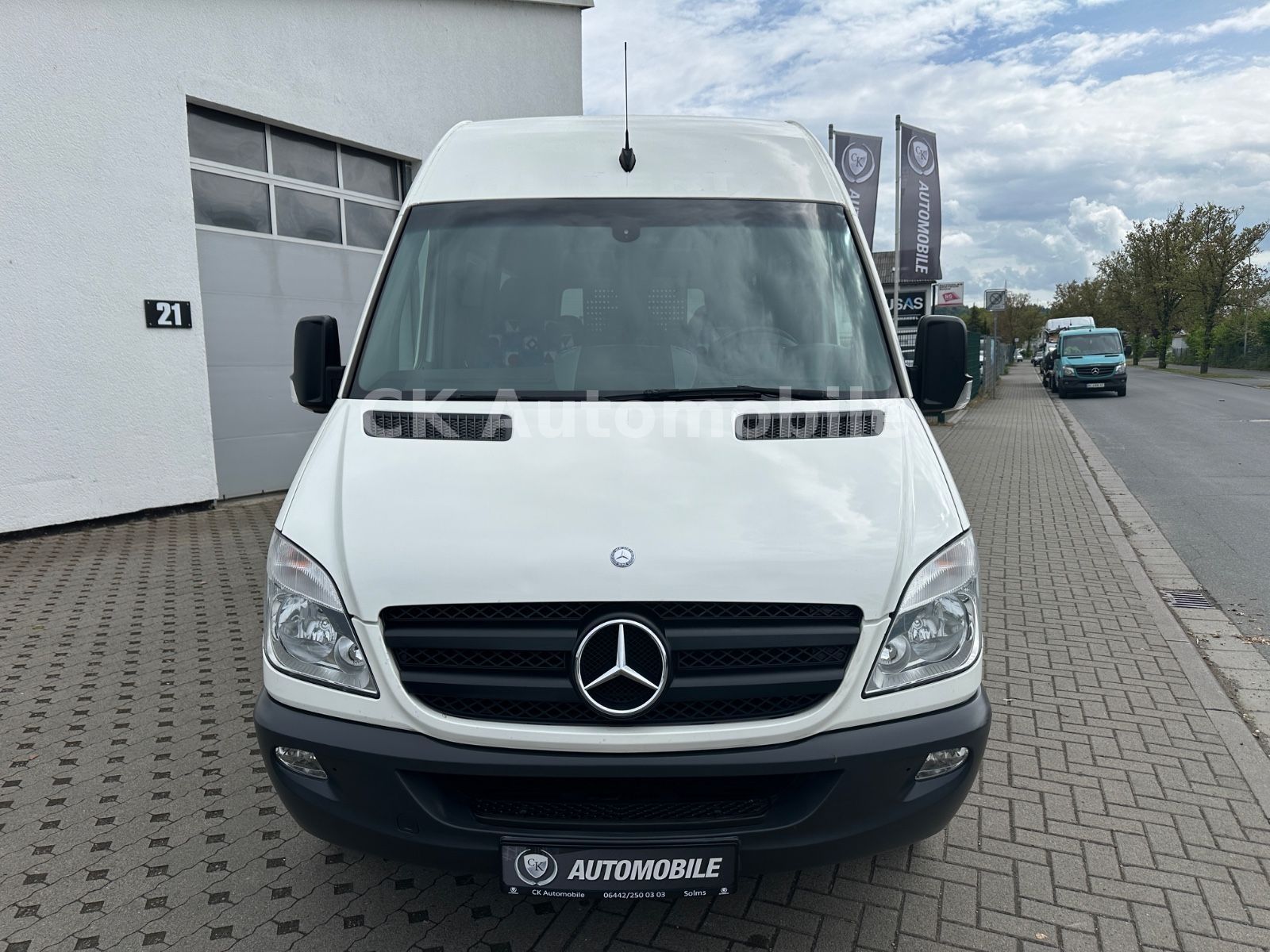 Fahrzeugabbildung Mercedes-Benz Sprinter II 316 CDI Kombi Maxi Automatik/9 Sitze