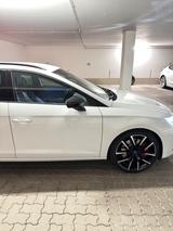 Seat Leon 2.0 TSI  ST CUPRA 300 DSG 4Drive  - Seat Leon Gebrauchtwagen in München