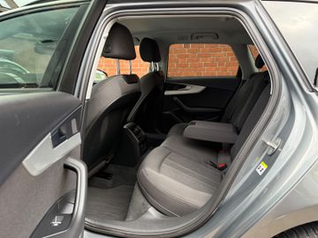 Audi A4 - 11