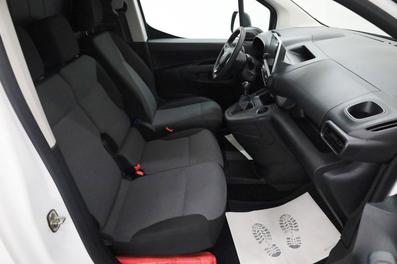 Fahrzeugabbildung Opel Combo Cargo Selection Navi,Kamera,Apple CarPlay