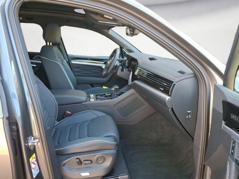 Volkswagen Touareg 3.0 V6 TDI 4Motion R-Line #AHK #Standhzg