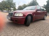 Mercedes-Benz Mercedes c220 - gebrauchte Mercedes-Benz C 220 aus dem Jahr 2000