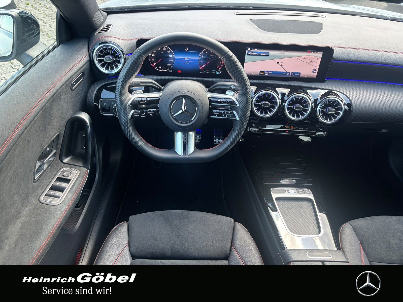 Fahrzeugabbildung Mercedes-Benz CLA 200 AMG*DISTRONIC*TOTWINKEL*ADV-SOUND*360°KA