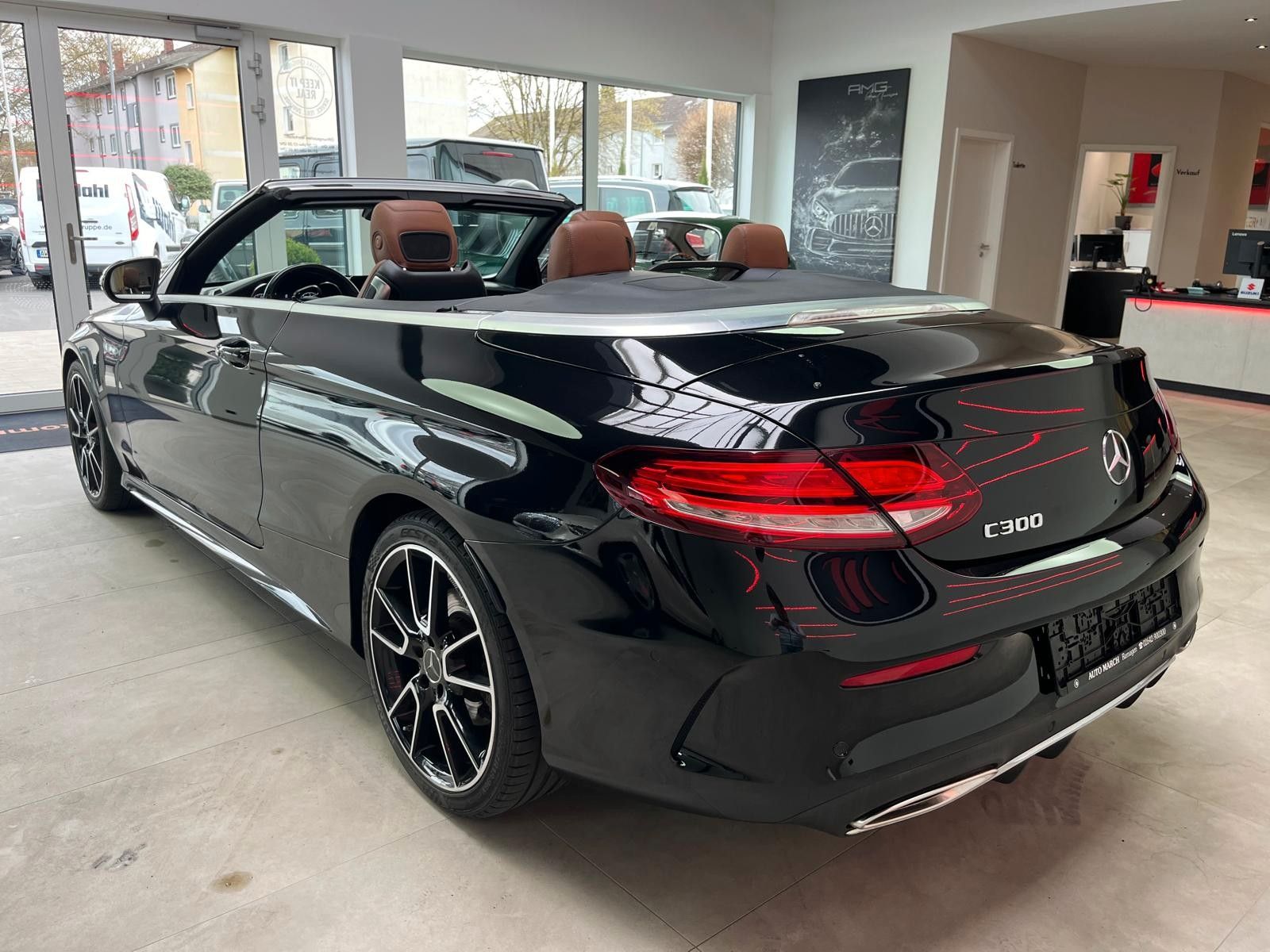 Fahrzeugabbildung Mercedes-Benz C 300 Cabrio AMG-Line