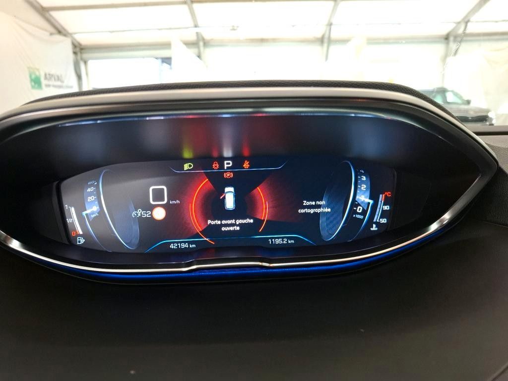 Fahrzeugabbildung Peugeot 3008 Active 1.2T NAVI/LED/R´CAM/PDC/TEMPO