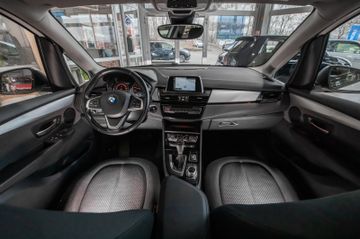 Bild 18 BMW 225 Active Tourer Plug in WR Navi