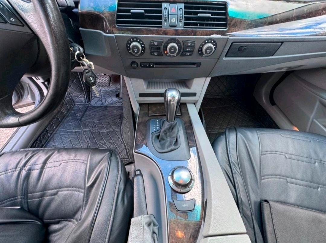 BMW 525 2004 — photo 14