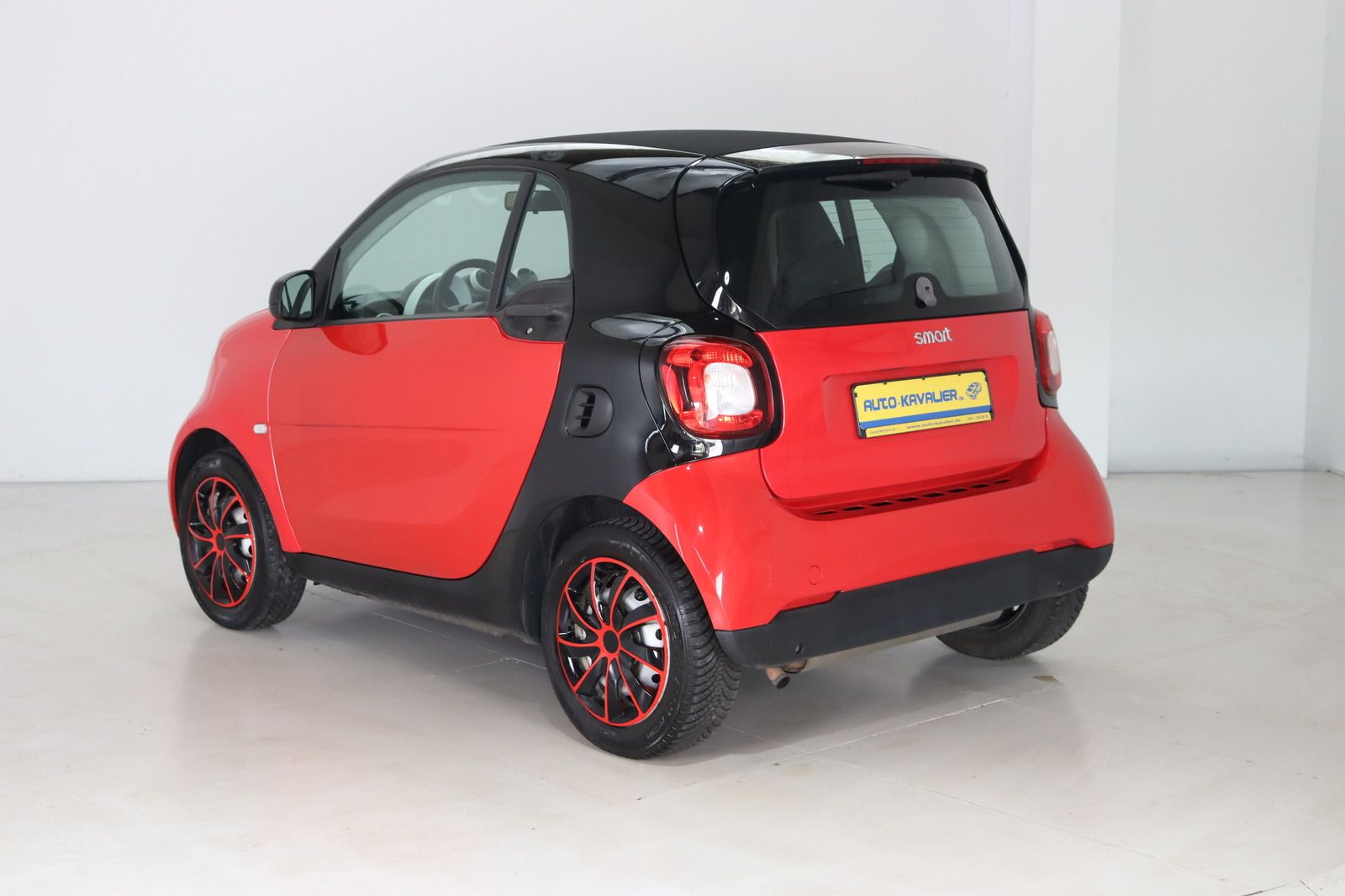 Fahrzeugabbildung Smart fortwo coupe * Navi * 1. Hand * HU/AU bis 04.27