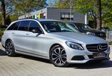 Mercedes-Benz C 180 T-Modell BlueTec / d LED Navi Teilleder - Mercedes-Benz C 180 mit Diesel-Antrieb: Kombi, Schaltgetriebe