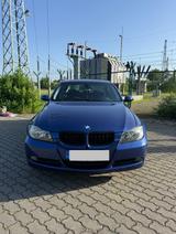 BMW 318i - - BMW 318 aus 2007: 318i