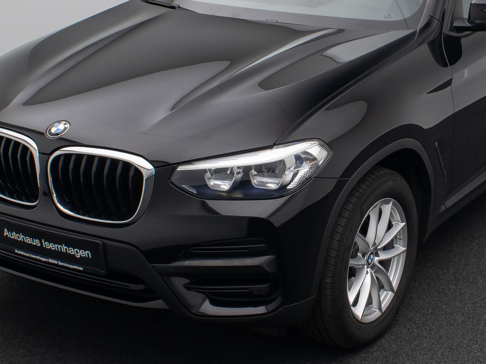Fahrzeugabbildung BMW X3 xD20d PDC CockpiPlus Sportsitz LED 18Zoll