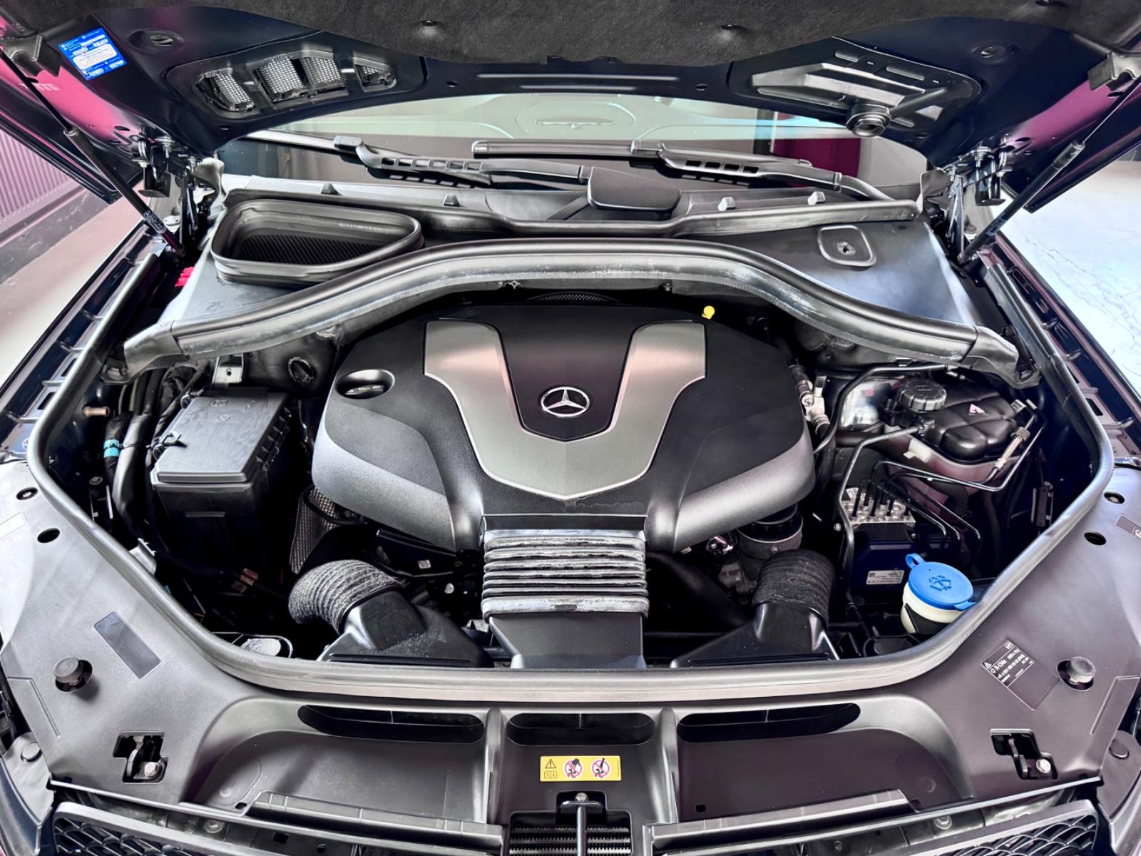 Mercedes-Benz GLE 350 d AMG Line Glasdach AHK Night Distronic