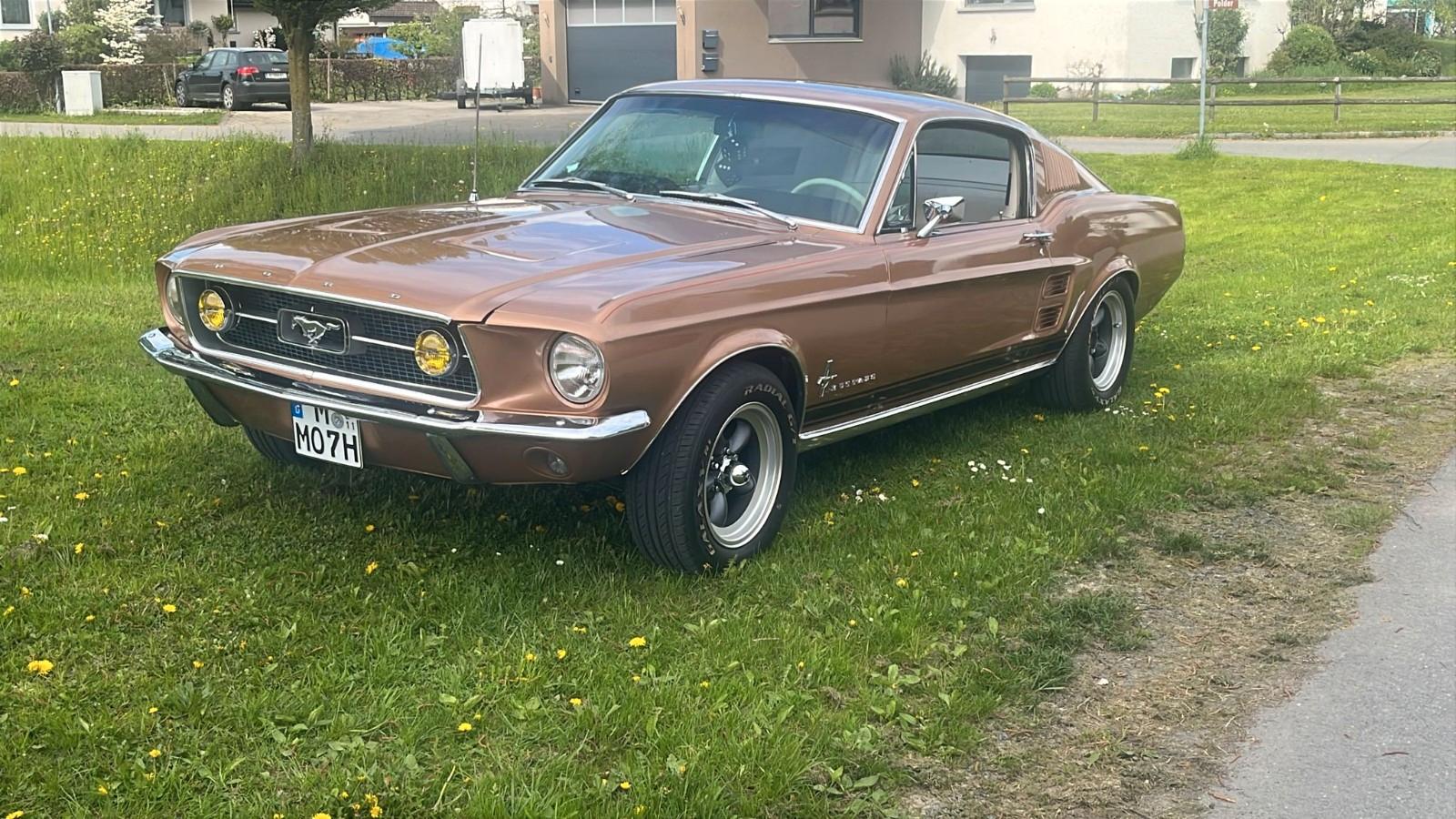 Ford Mustang Fastback 289 cui 4,7 V8 orig. 23.731 Mls