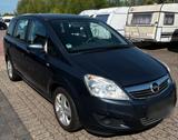 Opel Zafira Edition 1.6 ERSTHE HAND - Opel Zafira in Braunschweig