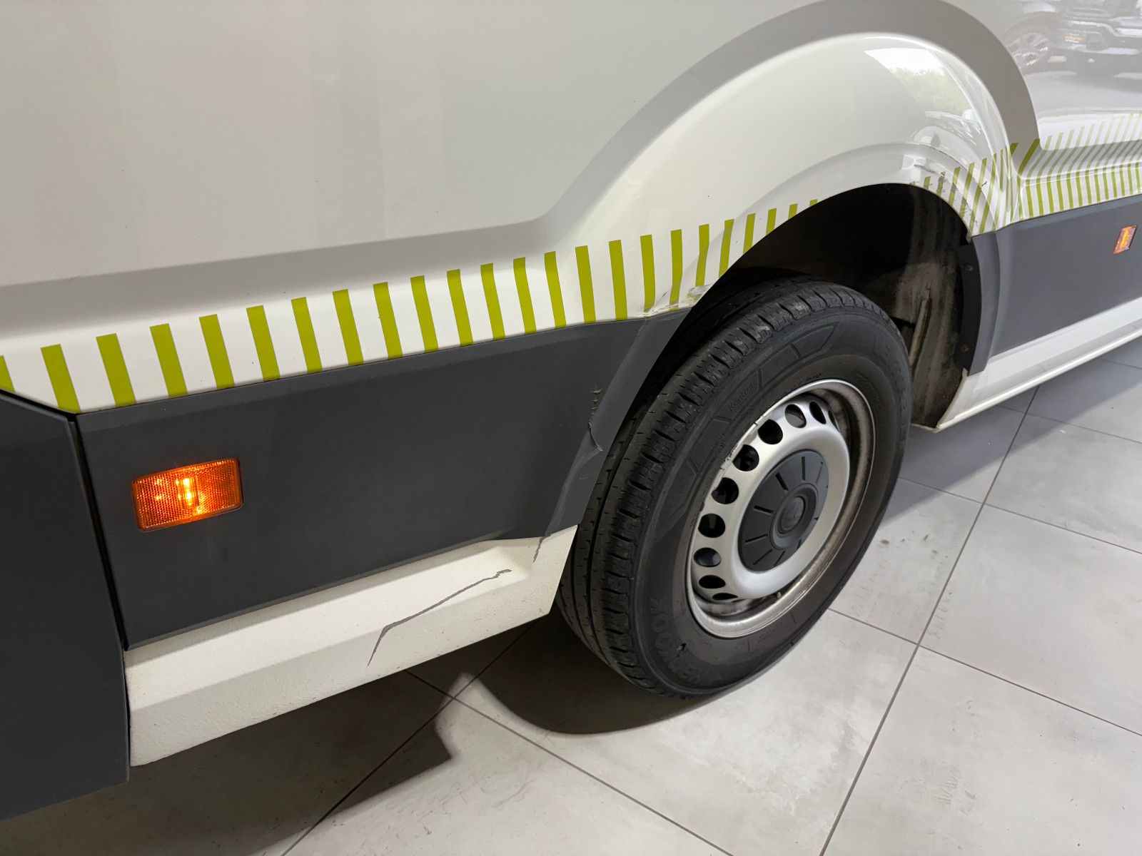 Fahrzeugabbildung Volkswagen Crafter Kasten Kasten 35 lang Hochdach FWD/3-SIT