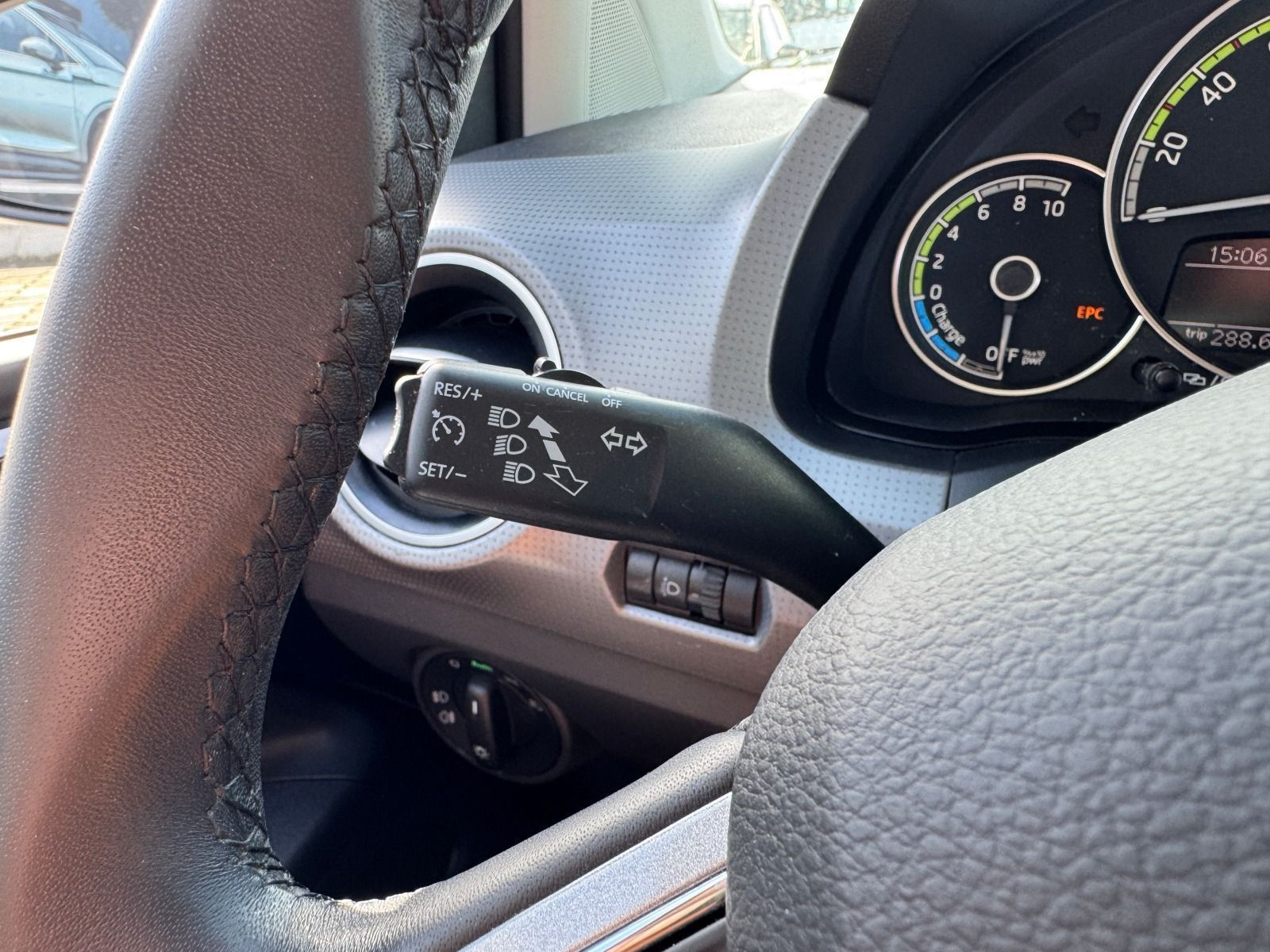 Fahrzeugabbildung SKODA Citigo e iV Style*PDC*SHZ*GRA*CCS*Allwetter
