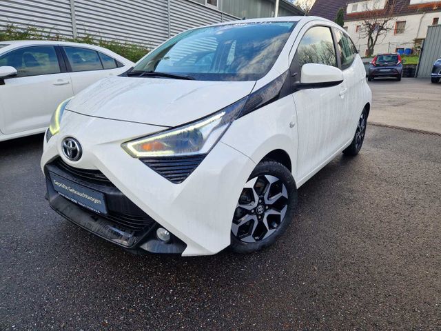 Toyota Aygo 5-Türer x-play Club