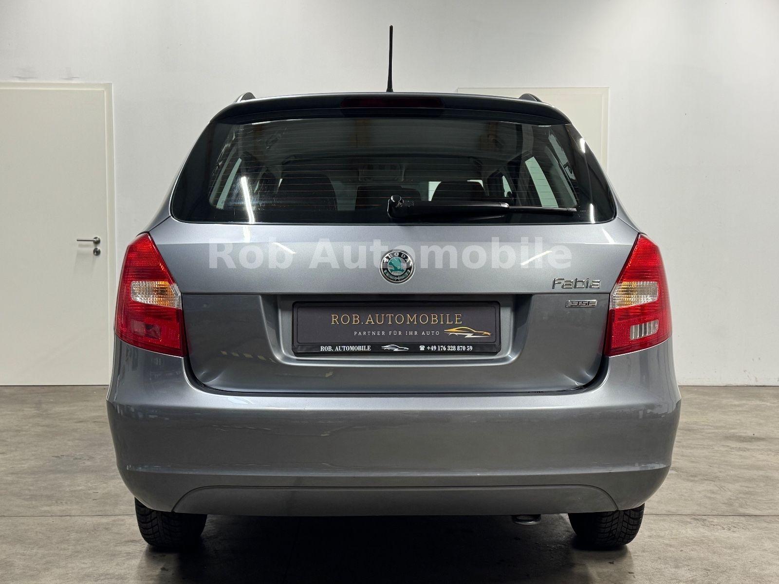 Skoda Fabia 2012 — photo 9