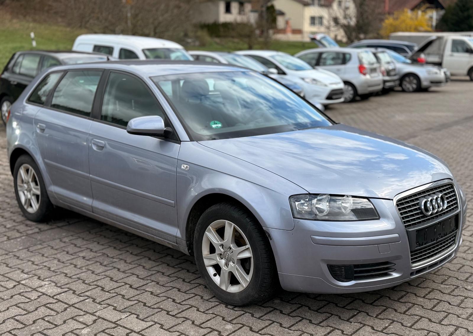 Audi A3 Sportback 1.6 FSI Attraction