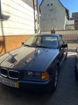 BMW E36 318iS Coupe  - BMW 318 aus 1992: 318i E36